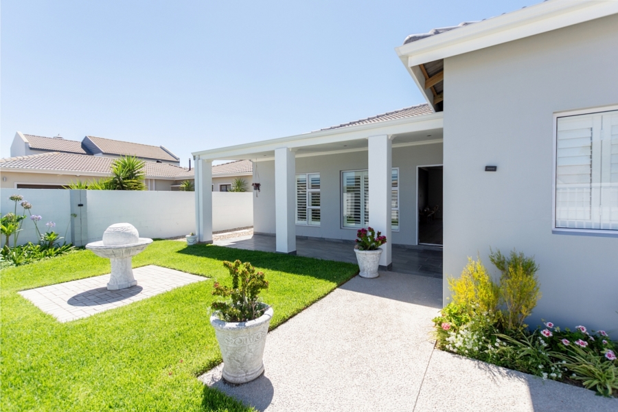 3 Bedroom Property for Sale in Country Club Western Cape